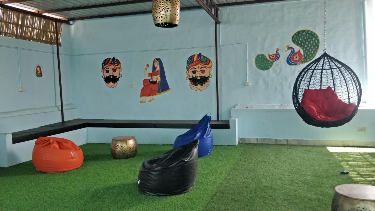 Santkripa Backpackers 400 Mtr From Railway Station Vandrarhem Jodhpur  Exteriör bild