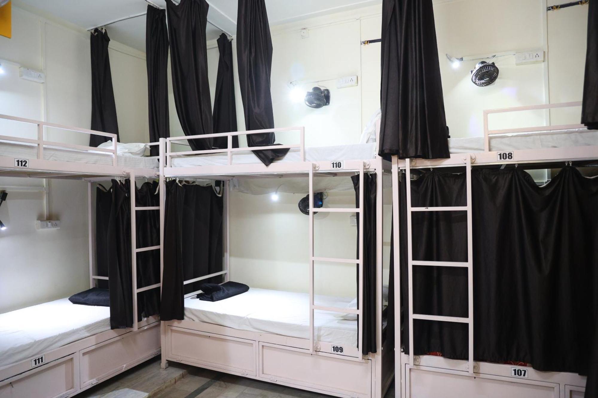 Santkripa Backpackers 400 Mtr From Railway Station Vandrarhem Jodhpur  Exteriör bild