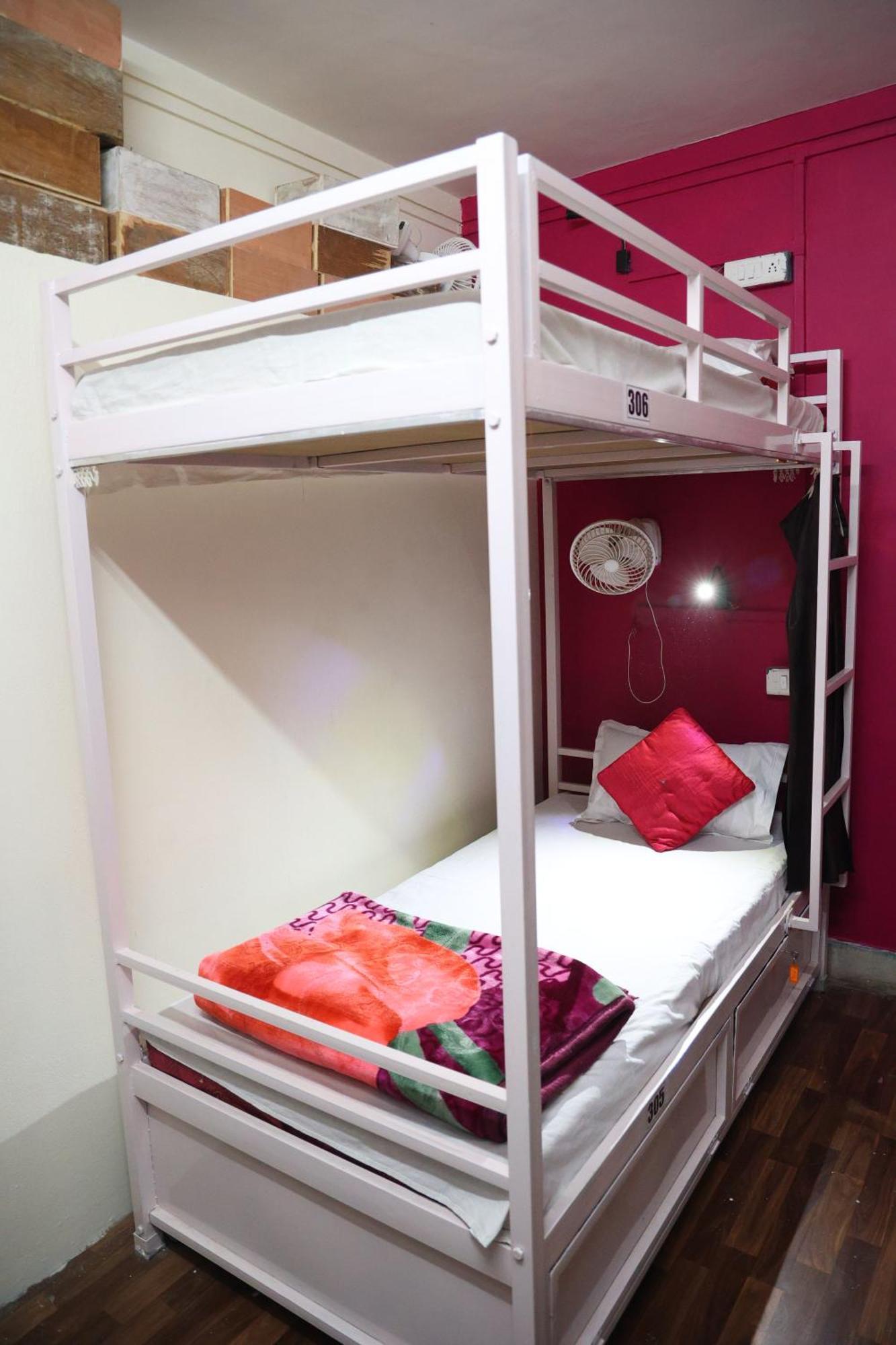 Santkripa Backpackers 400 Mtr From Railway Station Vandrarhem Jodhpur  Exteriör bild