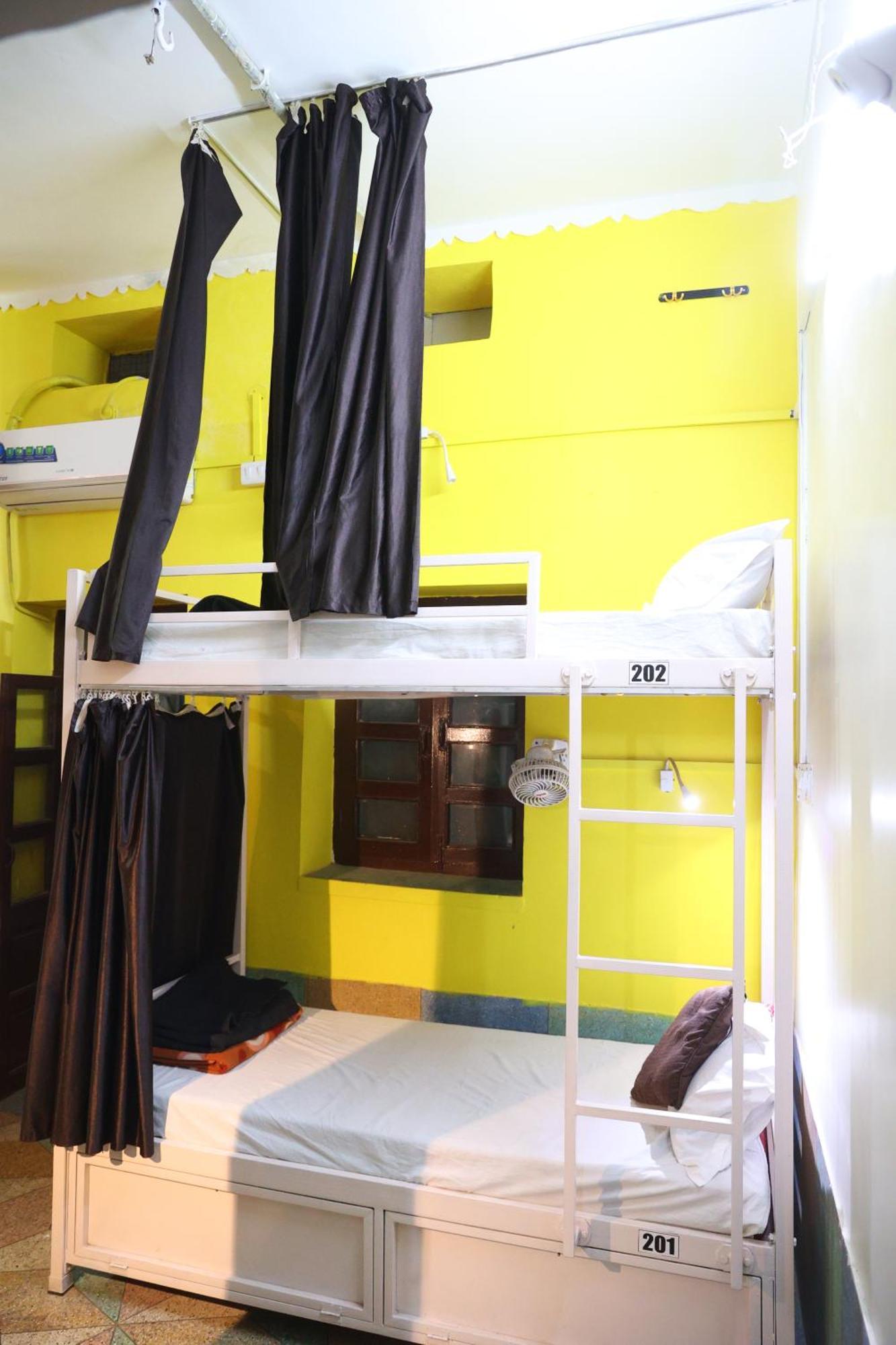 Santkripa Backpackers 400 Mtr From Railway Station Vandrarhem Jodhpur  Exteriör bild